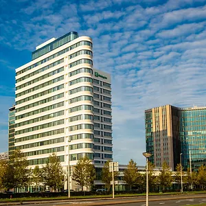 3* Hotel Express Arena Towers By Ihg