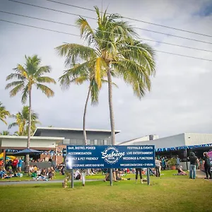 **** Hotel Seabreeze Australia